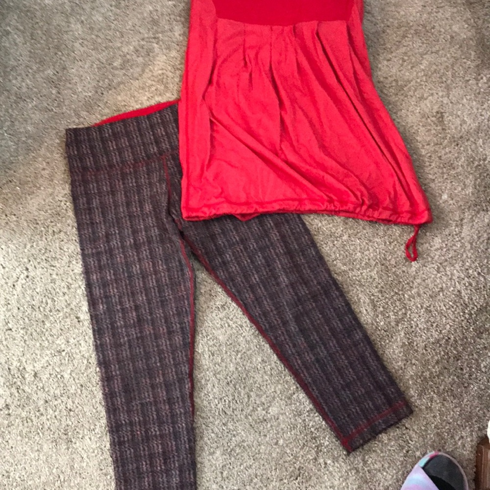 Lululemon top and capris.